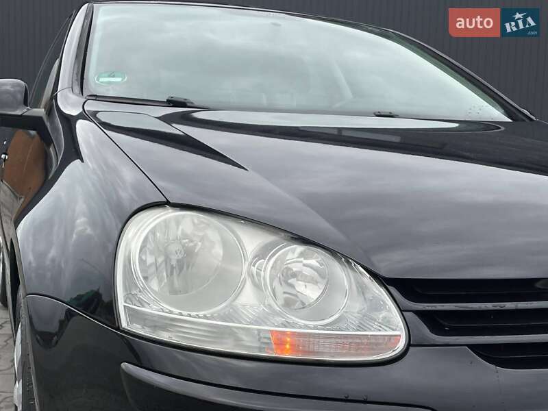 Хетчбек Volkswagen Golf 2008 в Івано-Франківську