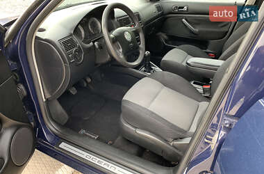 Универсал Volkswagen Golf 2005 в 