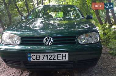 Хэтчбек Volkswagen Golf 1999 в 