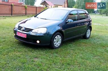 Хетчбек Volkswagen Golf 2008 в Луцьку