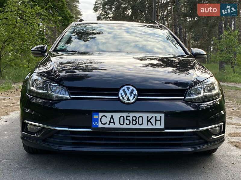 Універсал Volkswagen Golf 2018 в Черкасах