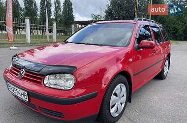 Универсал Volkswagen Golf 2005 в 