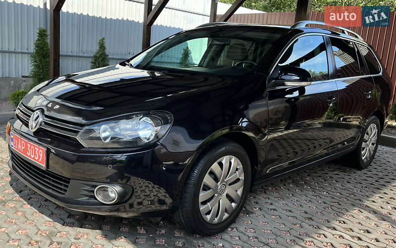 Универсал Volkswagen Golf 2011 в Харькове