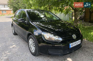 Хэтчбек Volkswagen Golf 2009 в 
