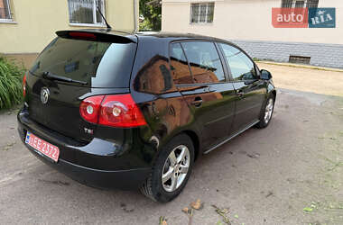 Хэтчбек Volkswagen Golf 2007 в 