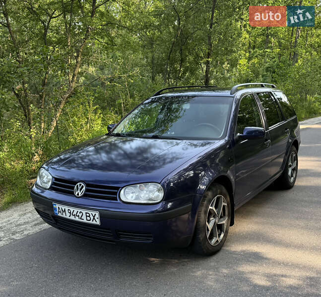 Универсал Volkswagen Golf 2002 в Житомире