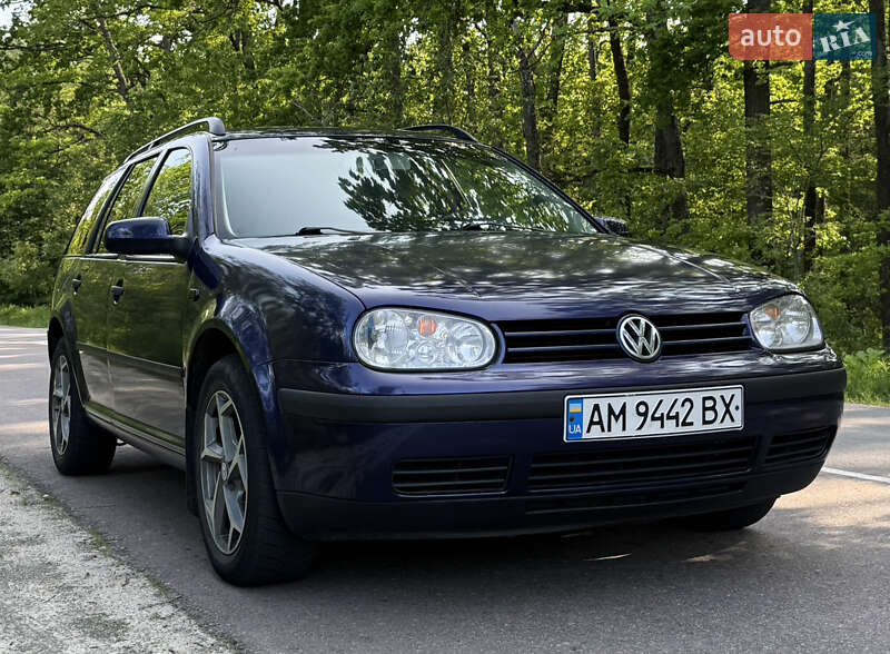 Универсал Volkswagen Golf 2002 в Житомире