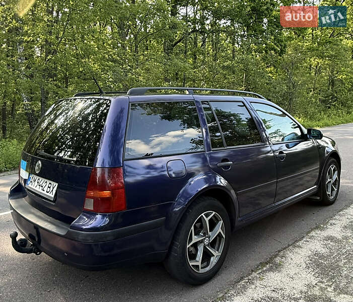 Универсал Volkswagen Golf 2002 в Житомире