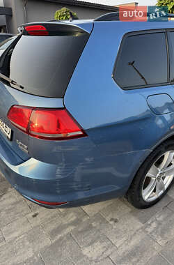 Універсал Volkswagen Golf 2014 в 