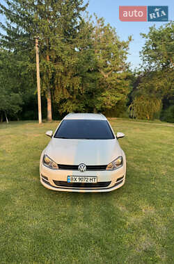 Універсал Volkswagen Golf 2013 в 