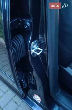 Хетчбек Volkswagen Golf 2002 в 