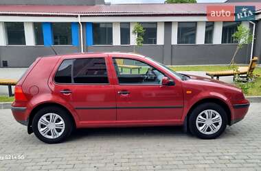 Хэтчбек Volkswagen Golf 1998 в 