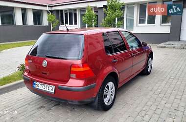 Хэтчбек Volkswagen Golf 1998 в 
