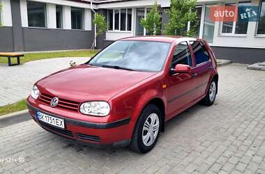 Хэтчбек Volkswagen Golf 1998 в 