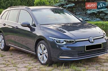 Універсал Volkswagen Golf 2021 в Києві