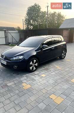 Хетчбек Volkswagen Golf 2012 в Літині