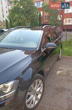Универсал Volkswagen Golf 2015 в 