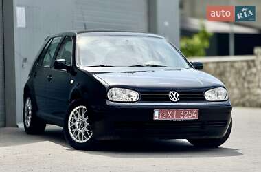 Хэтчбек Volkswagen Golf 2000 в Тернополе