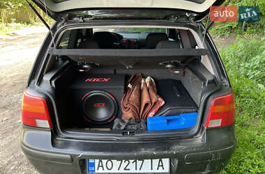 Хэтчбек Volkswagen Golf 1998 в 