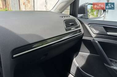 Универсал Volkswagen Golf 2016 в 