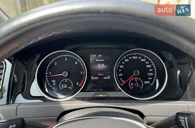 Универсал Volkswagen Golf 2016 в 