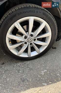 Универсал Volkswagen Golf 2016 в 