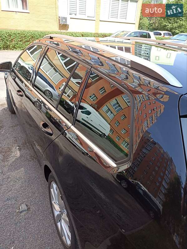 Универсал Volkswagen Golf 2015 в Луцке