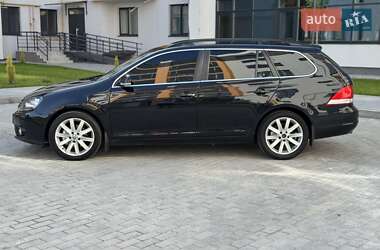 Универсал Volkswagen Golf 2013 в 