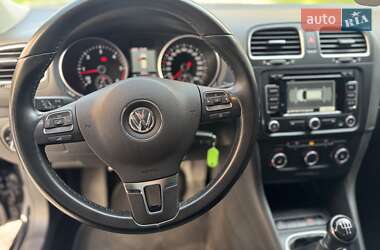Универсал Volkswagen Golf 2013 в 