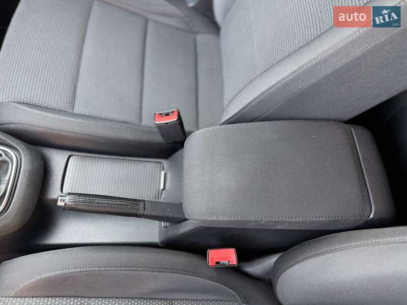 Универсал Volkswagen Golf 2013 в Виннице