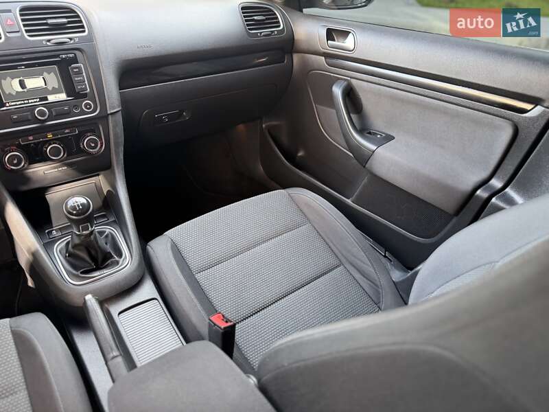 Универсал Volkswagen Golf 2013 в Виннице