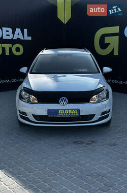 Универсал Volkswagen Golf 2015 в Львове