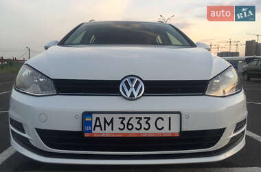 Універсал Volkswagen Golf 2013 в 