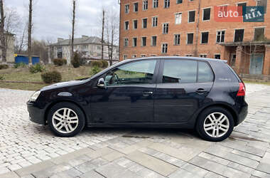 Хэтчбек Volkswagen Golf 2007 в 