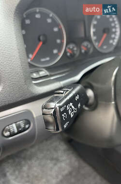 Хэтчбек Volkswagen Golf 2007 в 