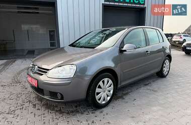 Хетчбек Volkswagen Golf 2007 в 
