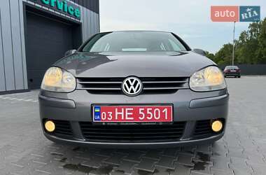 Хетчбек Volkswagen Golf 2007 в 