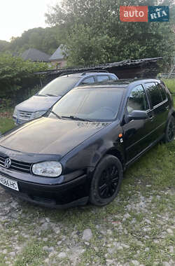 Хэтчбек Volkswagen Golf 1997 в Солотвине