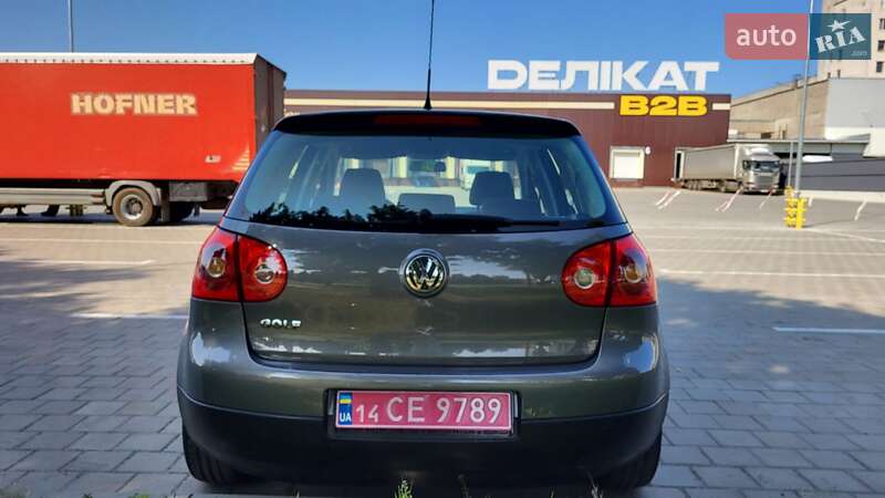 Хэтчбек Volkswagen Golf 2007 в Черкассах