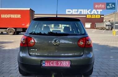 Хетчбек Volkswagen Golf 2007 в 