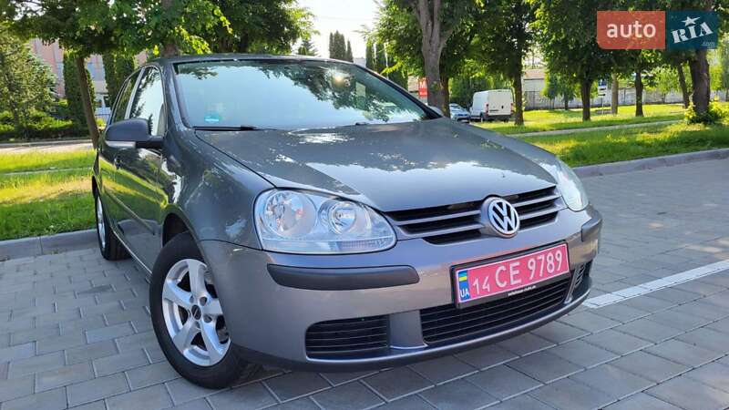 Хетчбек Volkswagen Golf 2007 в 