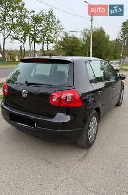 Хетчбек Volkswagen Golf 2008 в 
