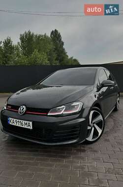 Volkswagen Golf 2016
