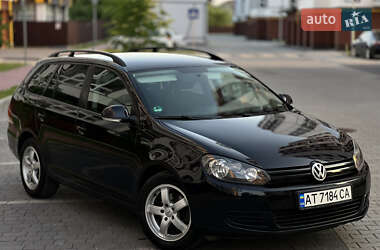 Універсал Volkswagen Golf 2010 в Івано-Франківську