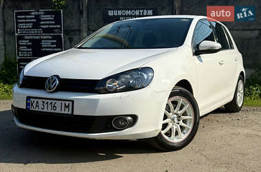 Хэтчбек Volkswagen Golf 2011 в 