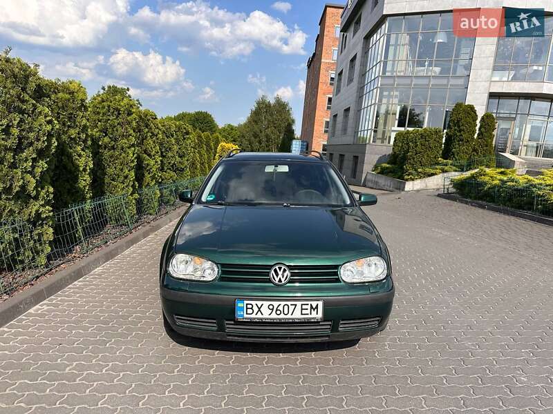 Універсал Volkswagen Golf 2003 в Хмельницькому