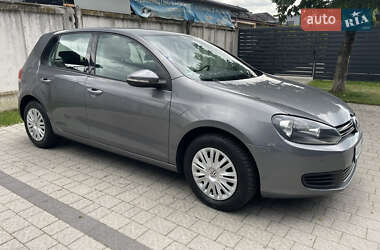 Хэтчбек Volkswagen Golf 2010 в Мукачево