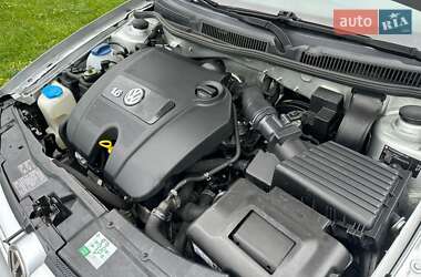 Универсал Volkswagen Golf 2003 в 
