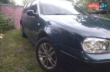 Універсал Volkswagen Golf 2002 в Мені