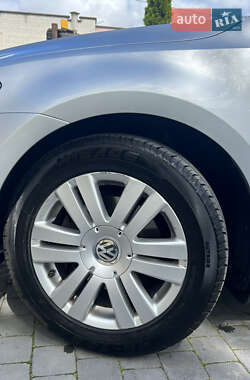 Универсал Volkswagen Golf 2013 в 